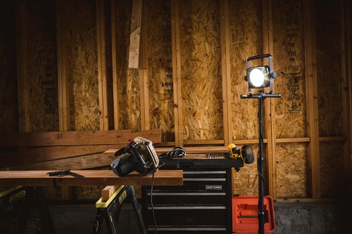 Stonepoint C2-3000TH-QR-U LED Worklight 3000 Lumen with Quick Release Tripod